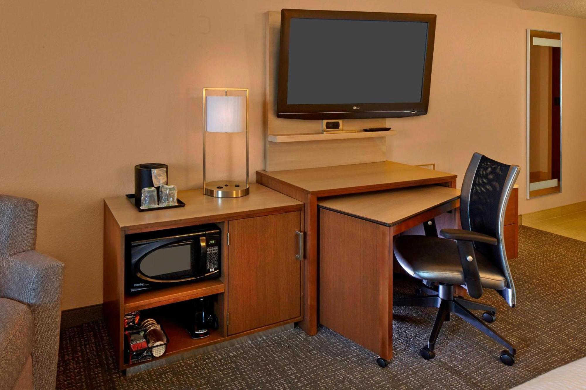 Courtyard By Marriott Orlando East/Ucf Area Hotel Alafaya Buitenkant foto