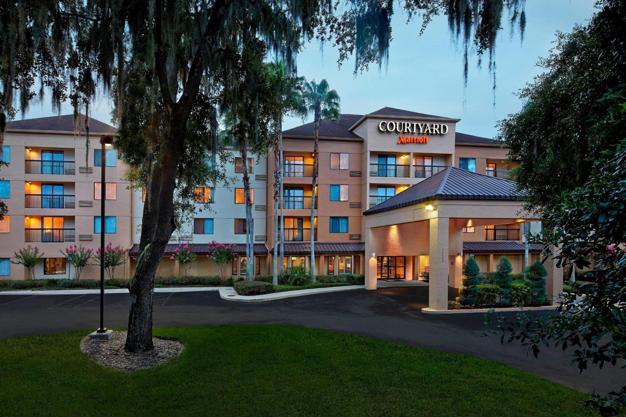 Courtyard By Marriott Orlando East/Ucf Area Hotel Alafaya Buitenkant foto