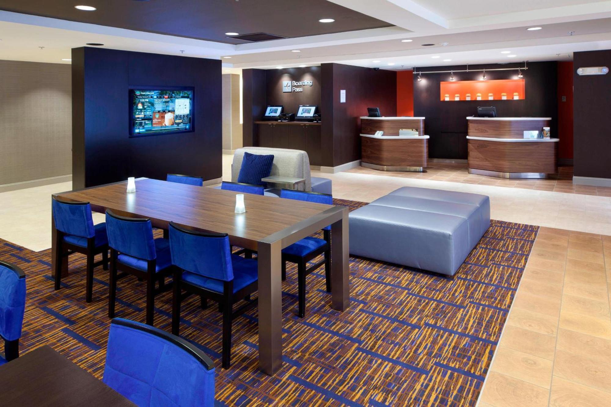 Courtyard By Marriott Orlando East/Ucf Area Hotel Alafaya Buitenkant foto